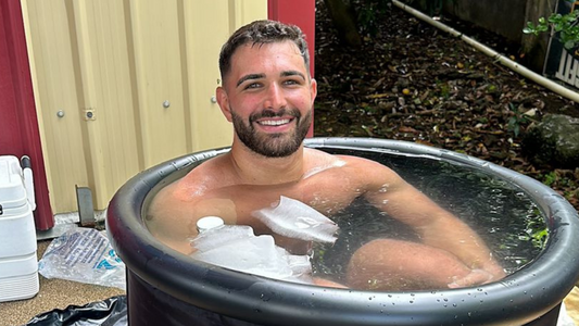 Chilling Out: The Cool Science Behind Ice Bath Therapy for Athletes